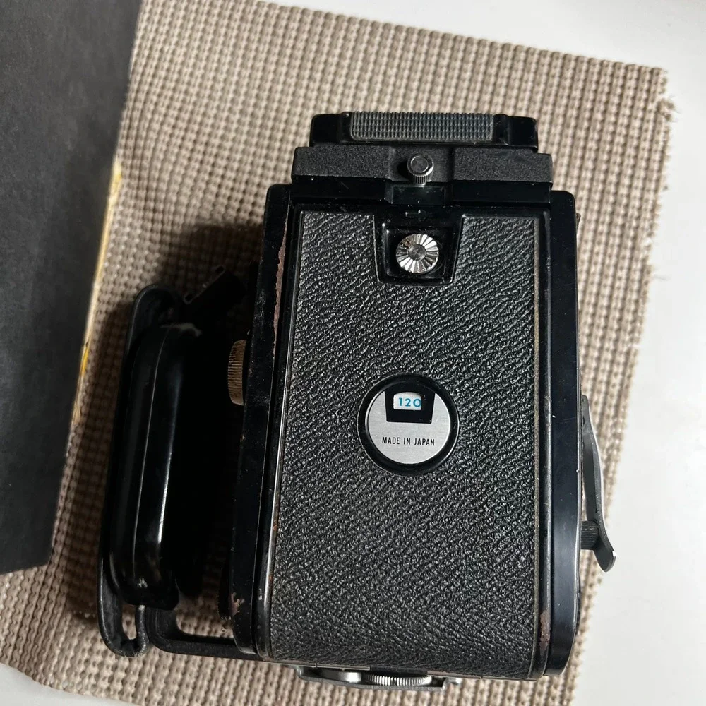 Mamiya vintage c330